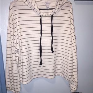 Cropped long sleeve striped hoodie black/white
